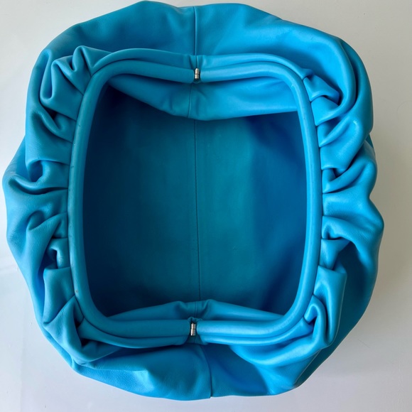 Bottega Veneta Bag . Authentic - Picture 2 of 7